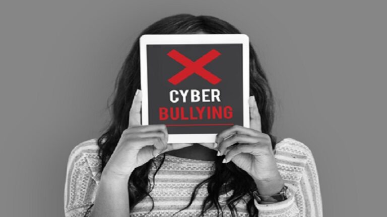 Communication technologies and Cyberbullying
